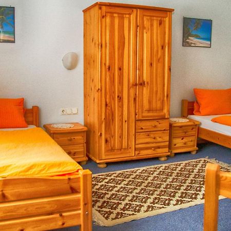 Wölfersheim Pension Und Ferienwohnungen Bachmann מראה חיצוני תמונה